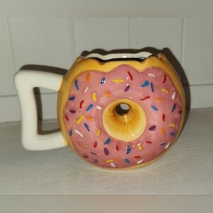 Adorable Donut Mug ~ Perfect for Any Donut Lover!